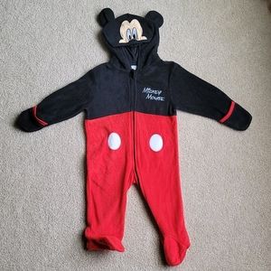 Disney Mickey mouse zip up sleep and play pajamas,  6-9 months, fleece, warm